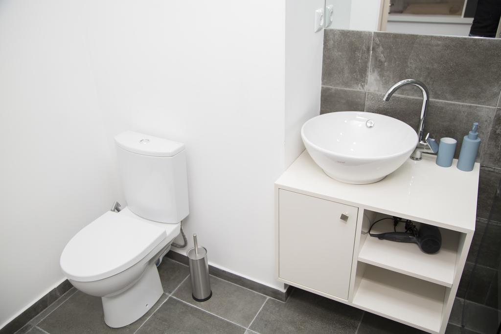 יירבאן Apartments On Mashtots By Picnic מראה חיצוני תמונה