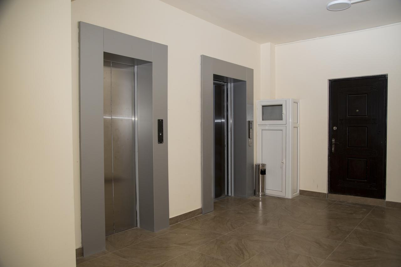 יירבאן Apartments On Mashtots By Picnic מראה חיצוני תמונה