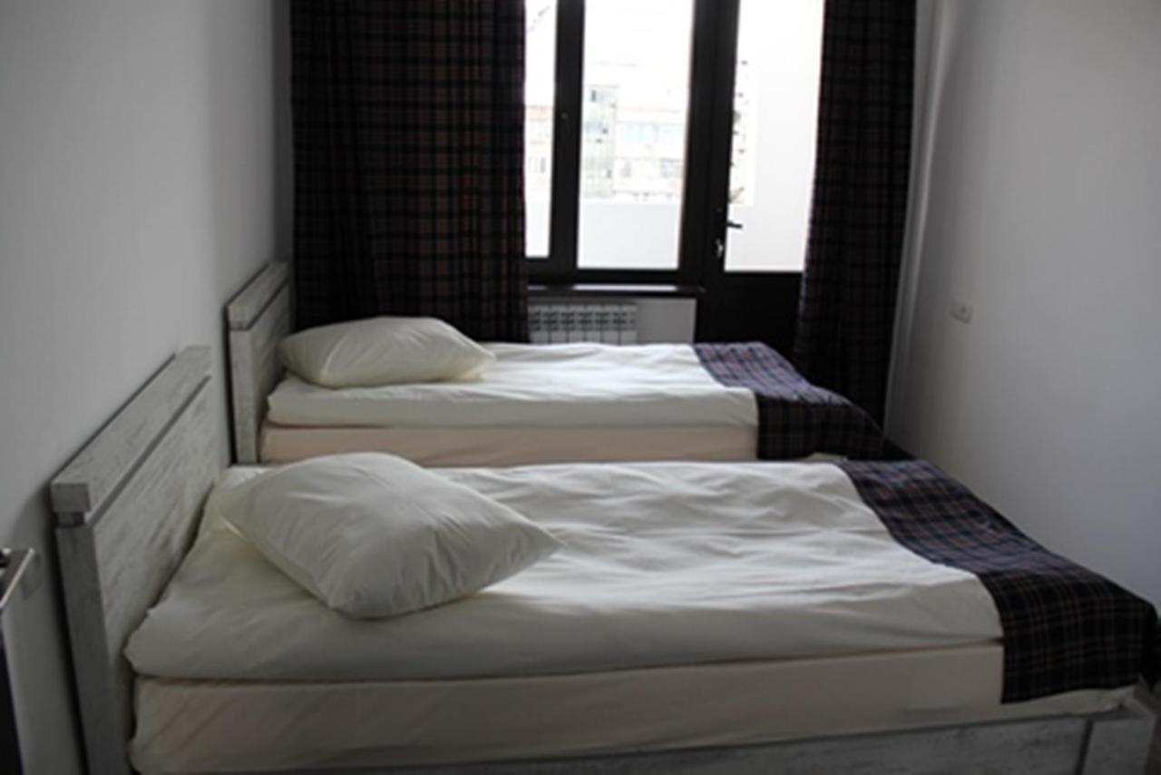 יירבאן Apartments On Mashtots By Picnic מראה חיצוני תמונה